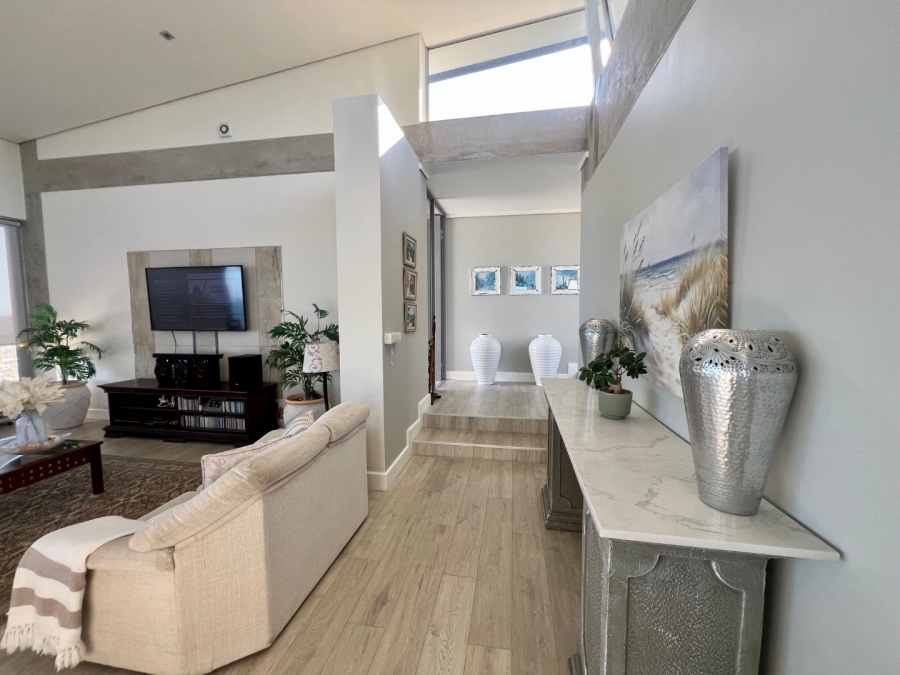 3 Bedroom Property for Sale in Oubaai Western Cape